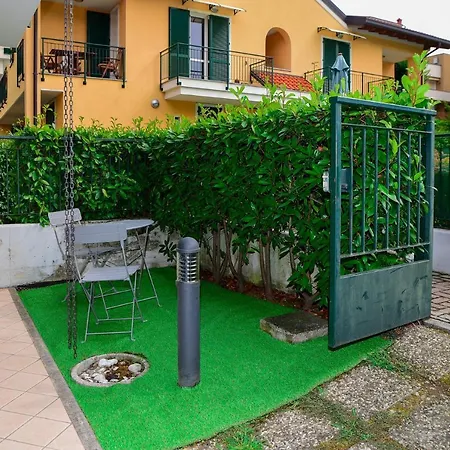 Sailing By Wonderful Italy Apartament *