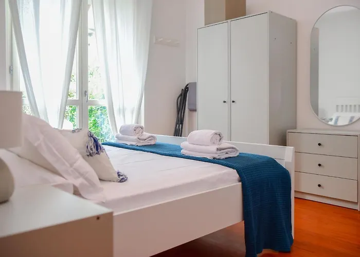 Sailing By Wonderful Italy Bellagio